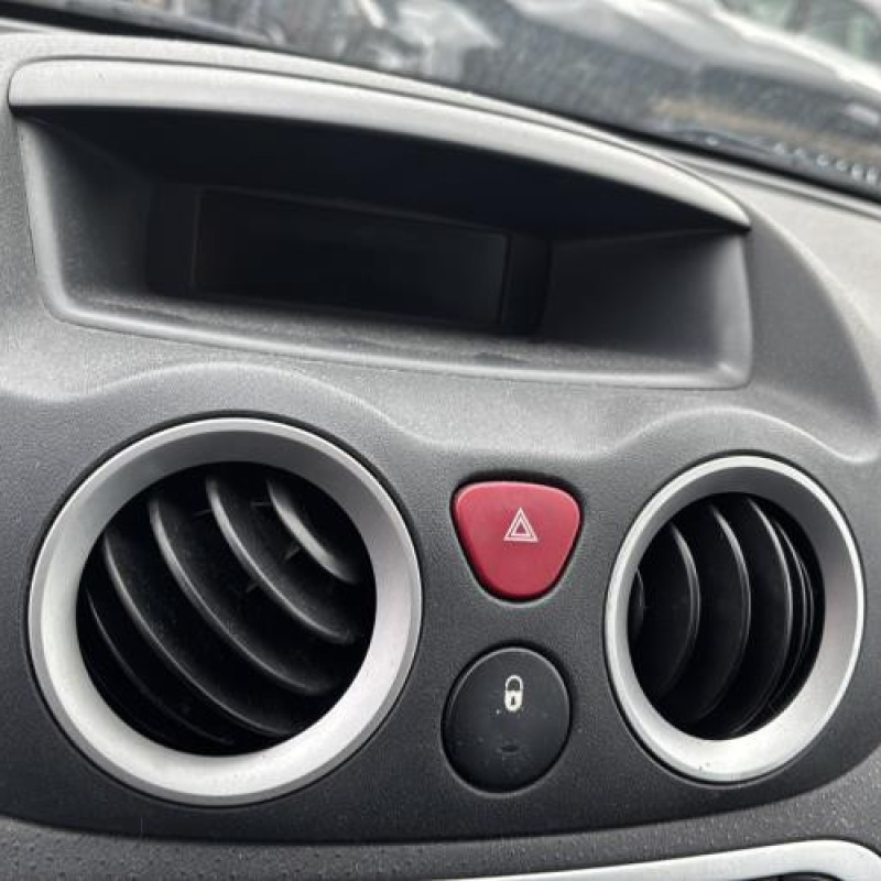 Pare soleil gauche CITROEN C2 Photo n°16