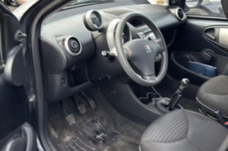 Vitre arriere gauche PEUGEOT 107