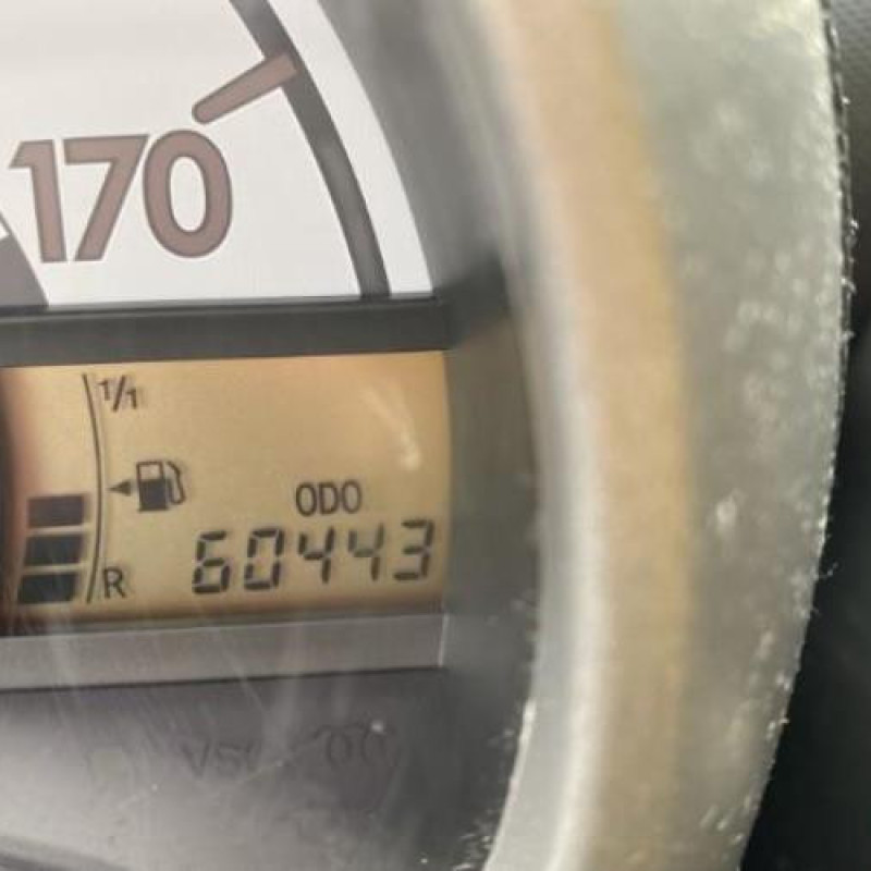 Compteur PEUGEOT 107 Photo n°5