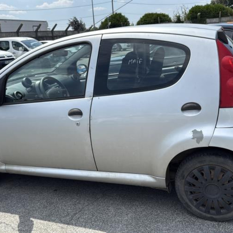 Pare soleil gauche PEUGEOT 107 Photo n°6