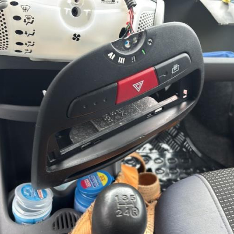 Commodo phare PEUGEOT 107 Photo n°14