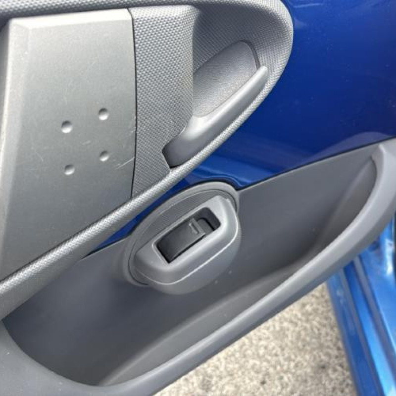 Pare soleil gauche PEUGEOT 107 Photo n°12