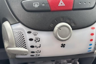 Pare soleil gauche PEUGEOT 107