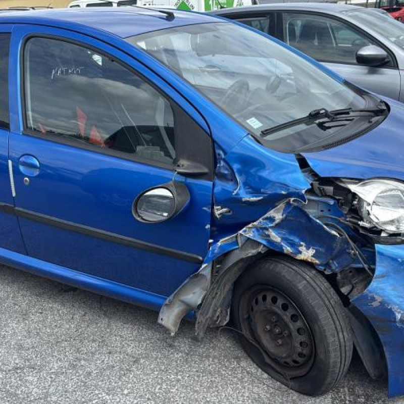 Renfort pare choc avant (traverse) PEUGEOT 107 Photo n°9