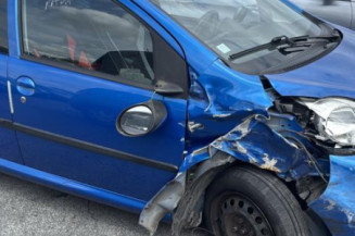 Traverse superieure PEUGEOT 107