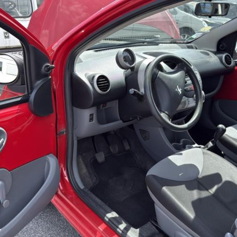 Renfort pare choc avant (traverse) PEUGEOT 107 Photo n°11