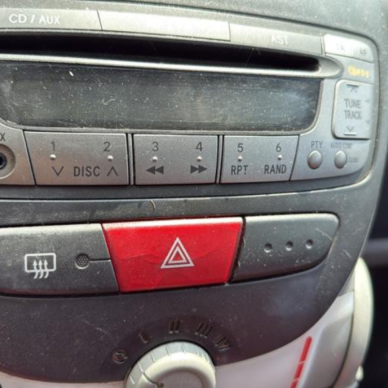 Compteur PEUGEOT 107 Photo n°16