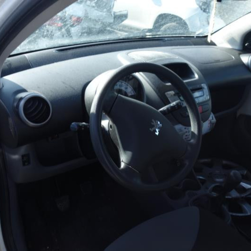 Compteur PEUGEOT 107 Photo n°8