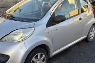Compteur PEUGEOT 107 Photo n°1
