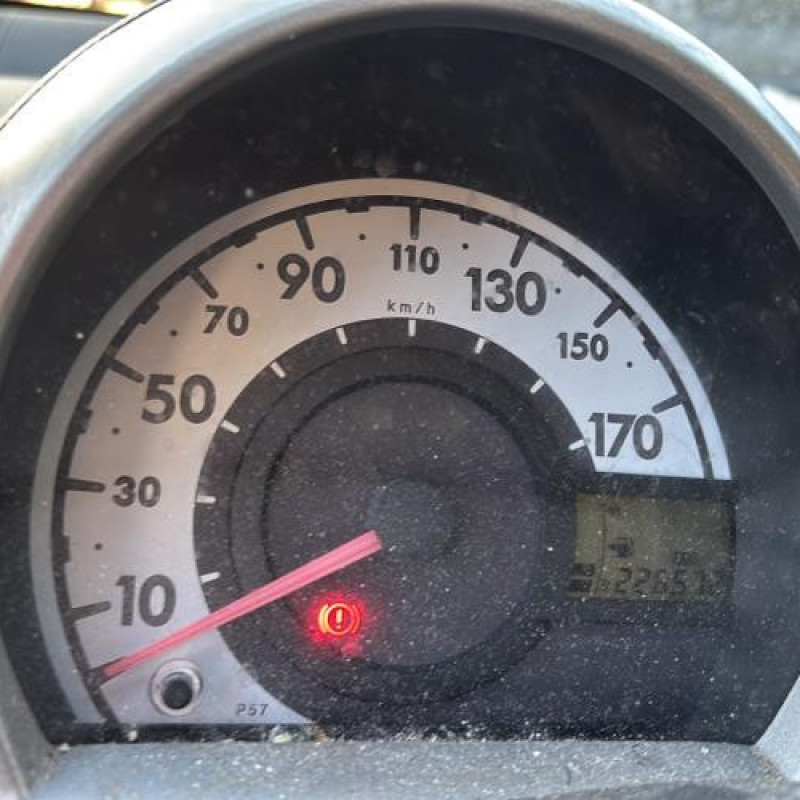 Compteur PEUGEOT 107 Photo n°11