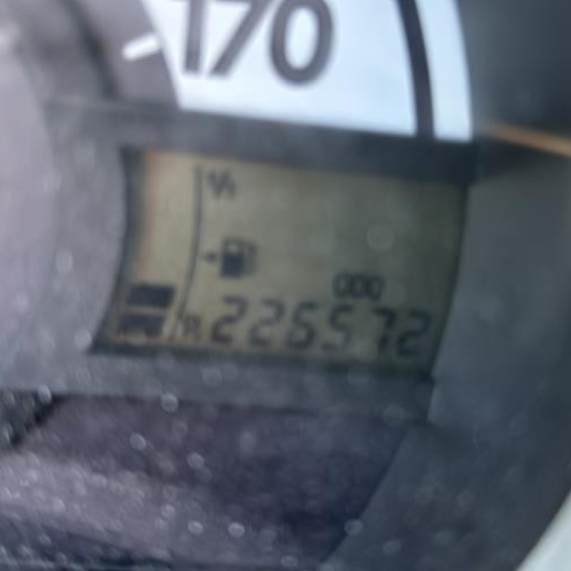 Compteur PEUGEOT 107 Photo n°12