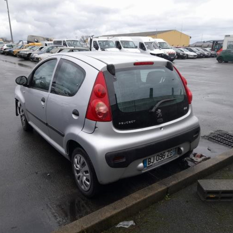 Compteur PEUGEOT 107 Photo n°4