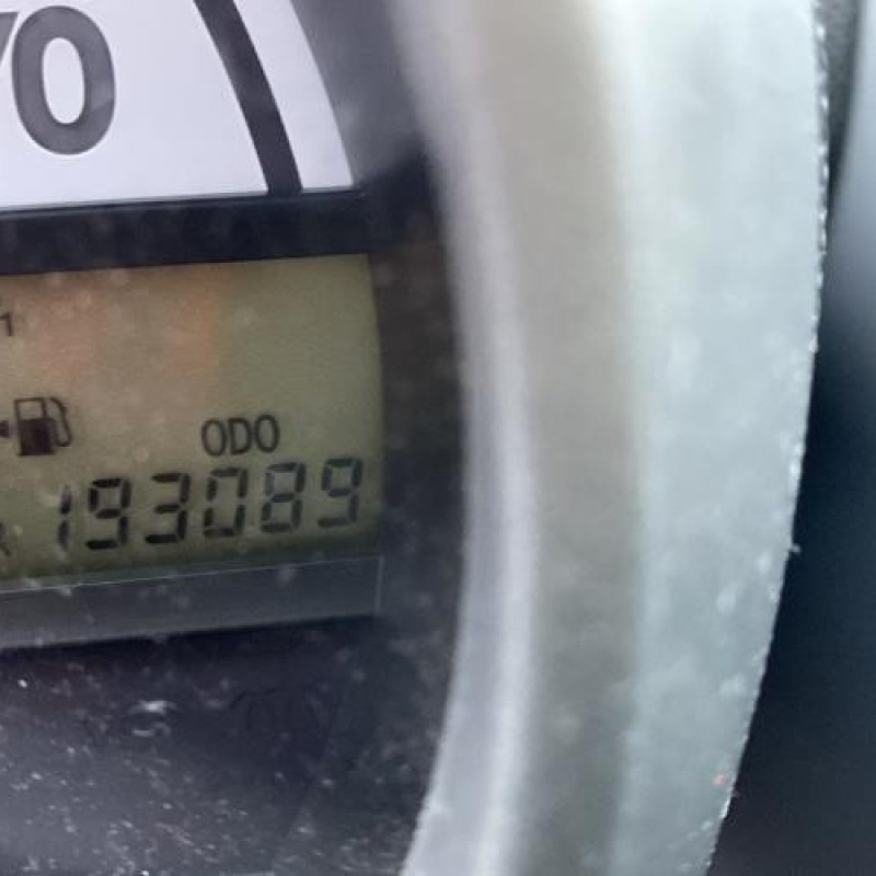 Compteur PEUGEOT 107 Photo n°12