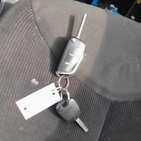 Reservoir essence CITROEN C1 1 Photo n°1