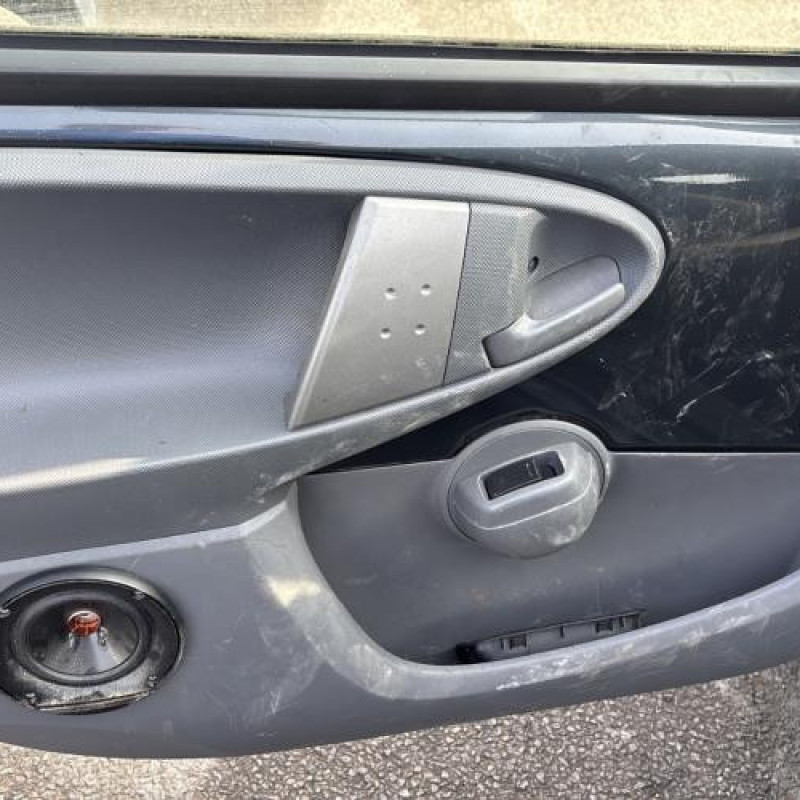 Reservoir essence CITROEN C1 1 Photo n°10