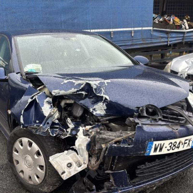 Alternateur VOLKSWAGEN GOLF 5 Photo n°7