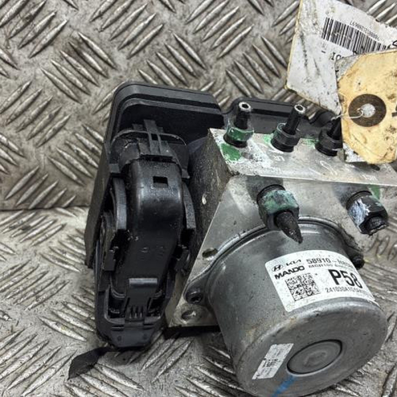 Bloc ABS (freins anti-blocage) KIA STONIC Photo n°4