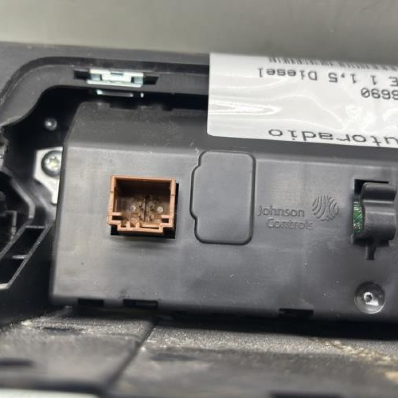 Commande autoradio PEUGEOT PARTNER 3 Photo n°3