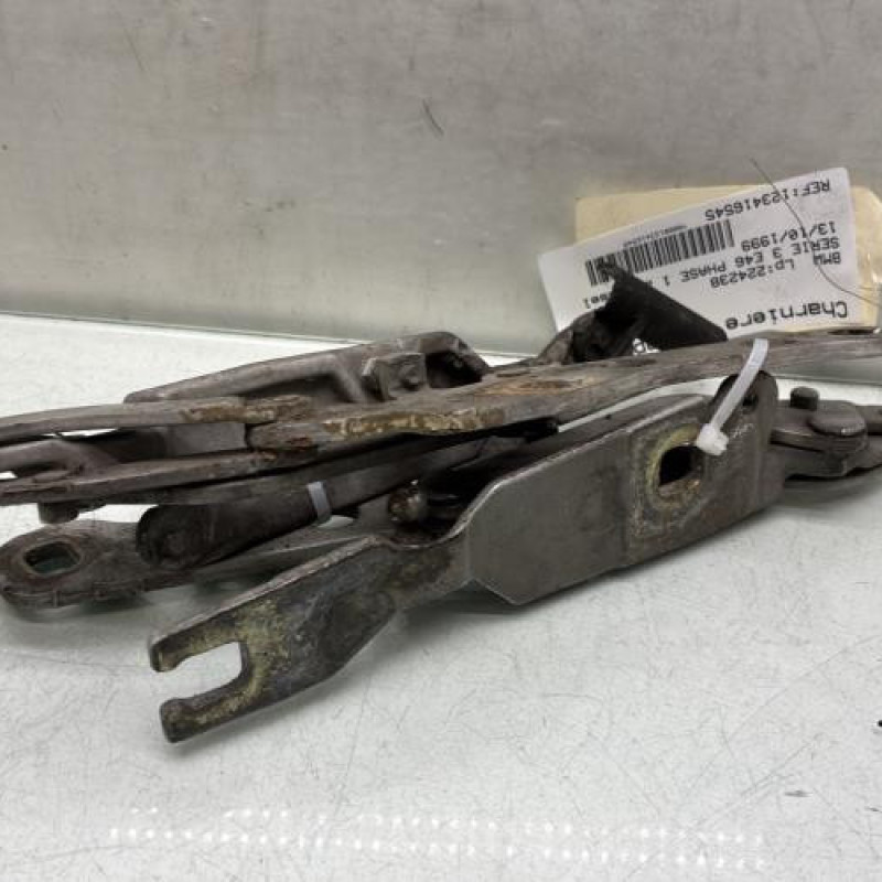 Charniere de capot BMW SERIE 3 E46 Photo n°3