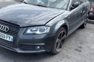 AUDI A3 2 SPORTBACK PHASE 2 2.0 TDI - 16V TURBO Photo n°1