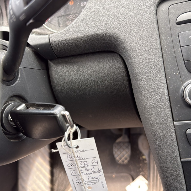 AUDI A3 2 SPORTBACK PHASE 2 2.0 TDI - 16V TURBO Photo n°18