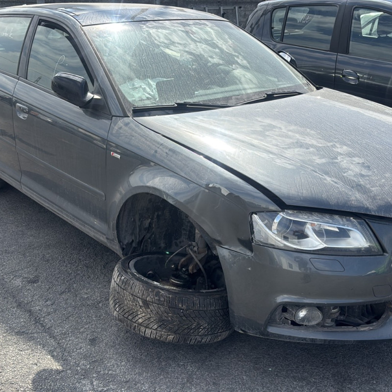 AUDI A3 2 SPORTBACK PHASE 2 2.0 TDI - 16V TURBO Photo n°25