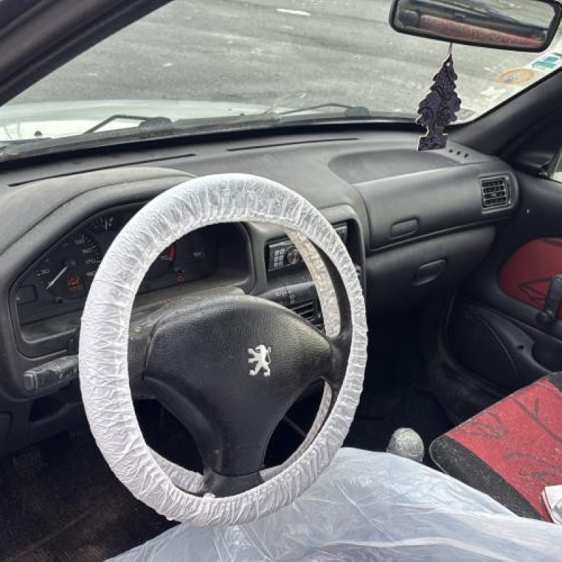 Retroviseur droit PEUGEOT 106 Photo n°19