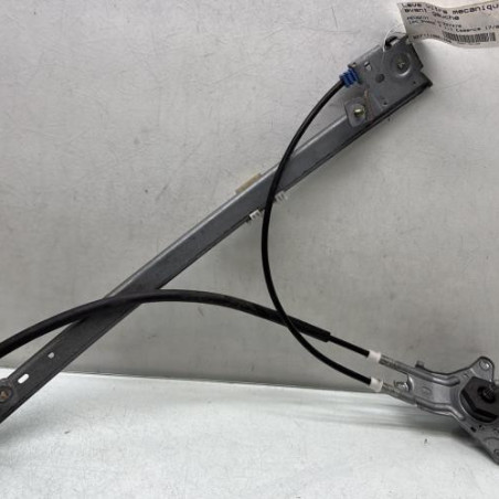 Leve vitre mecanique avant gauche PEUGEOT 106 Photo n°1