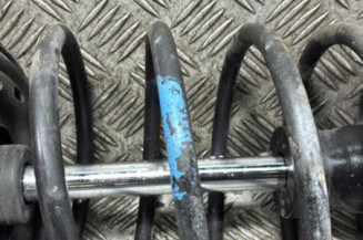 Amortisseur avant droit PEUGEOT 205