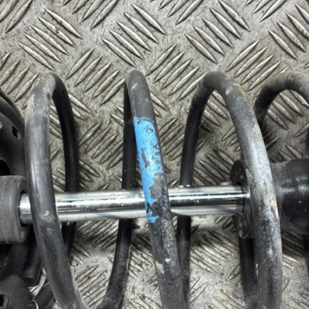 Amortisseur avant droit PEUGEOT 205