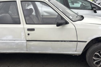 Amortisseur avant gauche PEUGEOT 205
