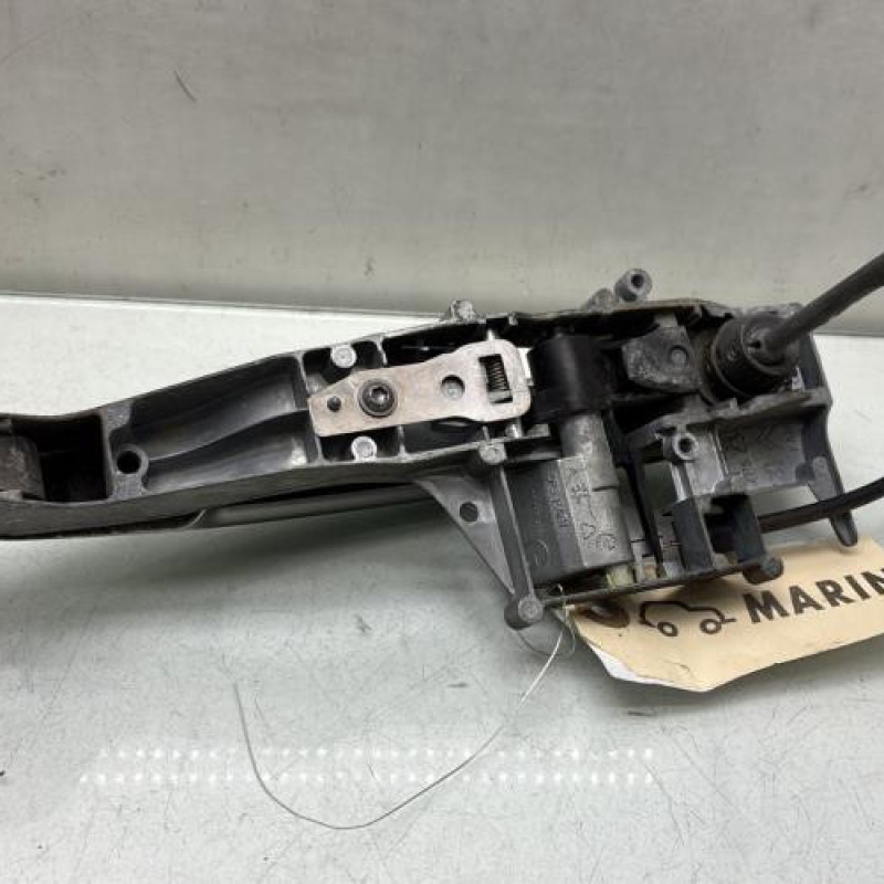 Poignee porte avant gauche PEUGEOT 207 Photo n°3