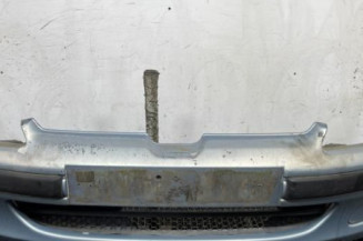 Pare choc avant PEUGEOT 106 Photo n°1