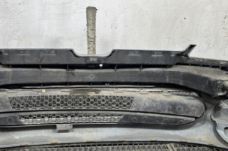 Pare choc avant PEUGEOT 106