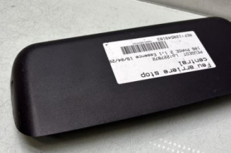 Feu arriere stop central PEUGEOT 106