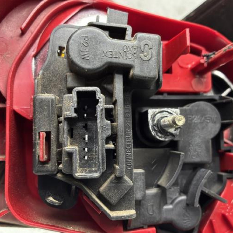 Feu arriere principal droit (feux) PEUGEOT 206 Photo n°4