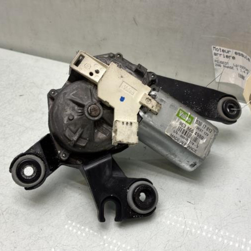 Moteur essuie glace arriere PEUGEOT 206 Photo n°2