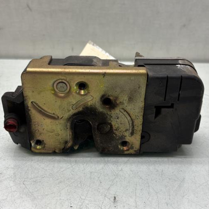 Serrure arriere gauche PEUGEOT 206 Photo n°1