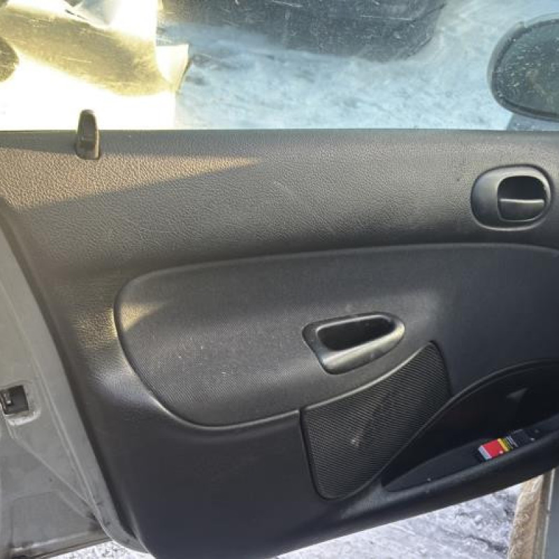 Pedale d'embrayage PEUGEOT 206 Photo n°8