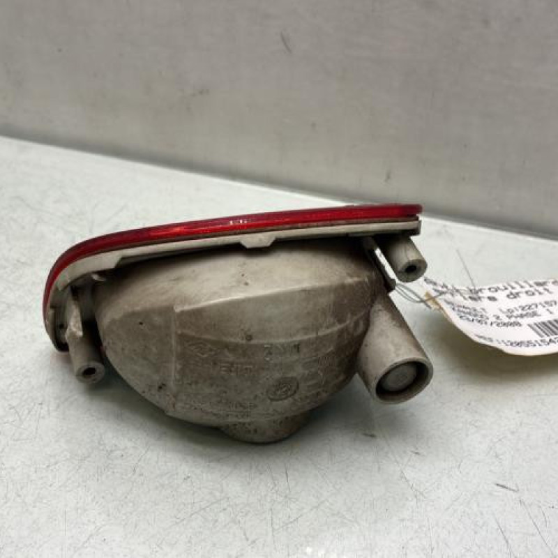 Anti brouillard arriere droit RENAULT KANGOO 2 Photo n°2