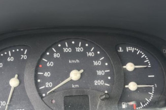 Commodo phare RENAULT CLIO 2