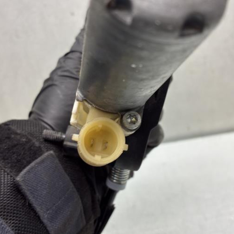 Leve vitre electrique avant gauche RENAULT CLIO 2 Photo n°6