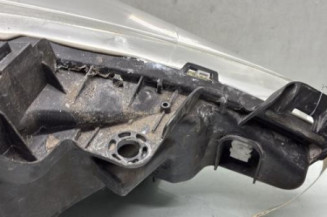 Optique avant principal gauche (feux)(phare) PEUGEOT 207