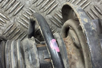 Amortisseur avant droit VOLKSWAGEN POLO 5