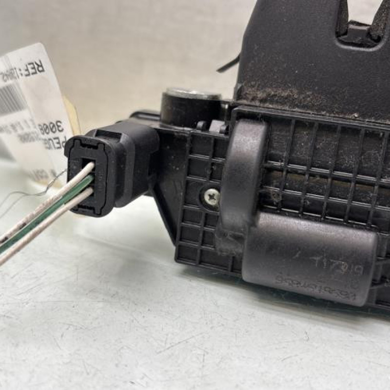 Serrure de coffre PEUGEOT 3008 1 Photo n°3