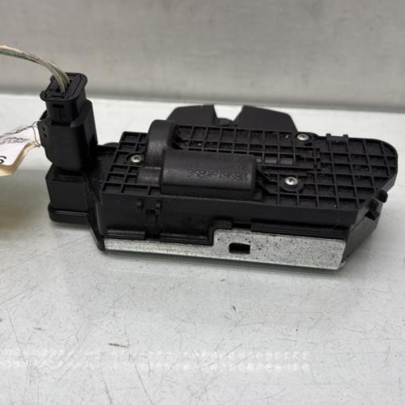 Serrure de coffre PEUGEOT 3008 1 Photo n°4