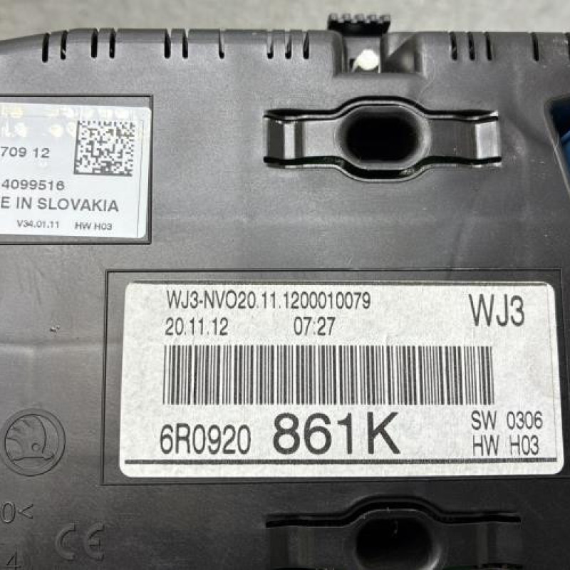 Compteur VOLKSWAGEN POLO 5 Photo n°4