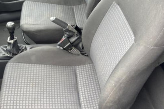 Pare choc arriere OPEL CORSA C