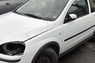 Pare choc avant OPEL CORSA C