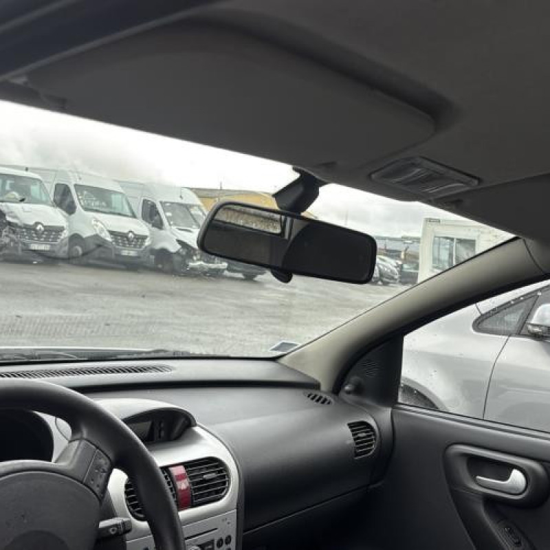 Pare choc avant OPEL CORSA C Photo n°20